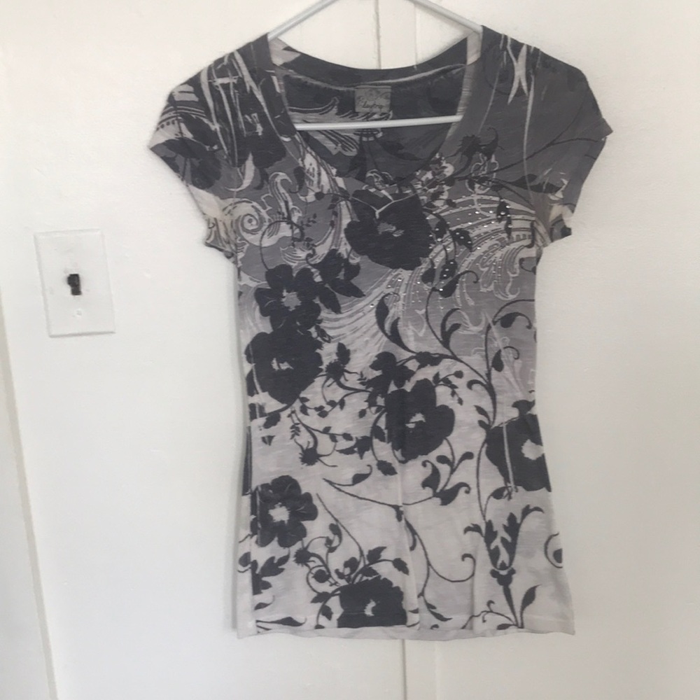 Floral daytrip top
